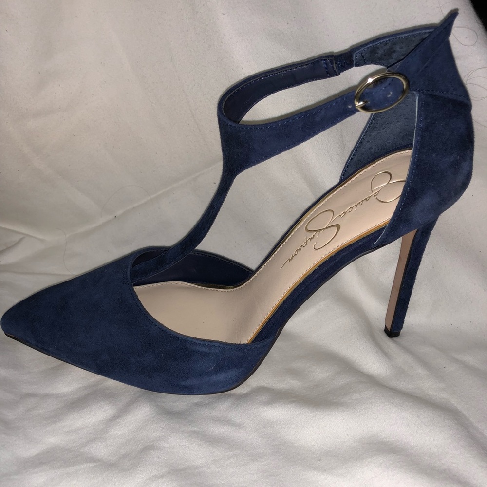 Jessica Simpson navy pumps